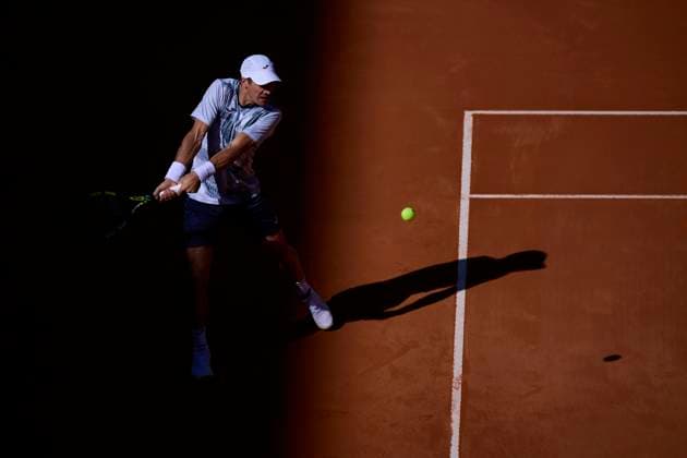 Mutua Madrid Open - Day One Facundo Bagnis of Argentina returns a shot against David Goffin of Belgium during day one of the Mutua Madrid Open 2024 at Caja Magica on April 22, 2024, in Madrid, Spain. Madrid Caja Magica Madrid Spain RL_MMO24_033 Copyright: xRicardoxLarreinax