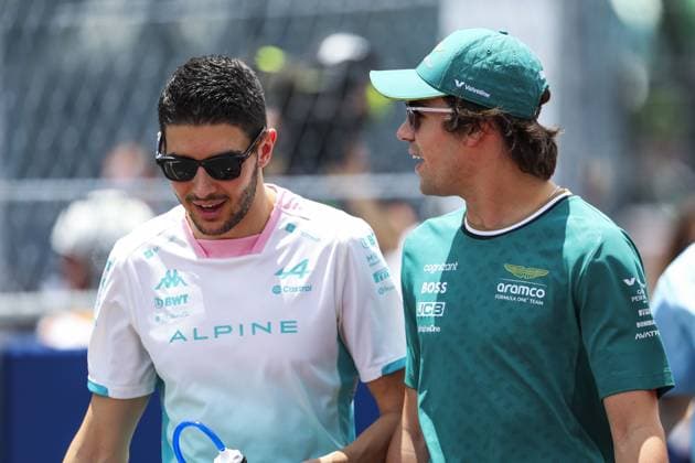 OCON Esteban (fra), Alpine F1 Team A524, STROLL Lance (can), Aston Martin F1 Team AMR24, portrait during the Formula 1 Crypto.com Miami Grand Prix 2024, 6th round of the 2024 Formula One World Championship, WM, Weltmeisterschaft from May 3 to 5, 2024 on the Miami International Autodrome, in Miami, United States of America - F1 - MIAMI GRAND PRIX 2024 DPPI Panoramic 240505_R06_MIAMI_DP_AV3_9530