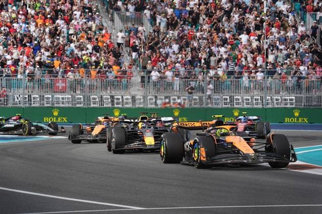 05 05 2024, Miami International Autodrome, Miami, Formula 1 Crypto com Miami Grand Prix,pictured Lando Norris GBR , McLaren F1 Team, Max Verstappen NLD , Oracle Red Bull Racing, Charles Leclerc MCO , Scuderia Ferrari HP, Oscar Piastri AUS , McLaren F1 Team, Carlos Sainz Jr ESP , Scuderia Ferrari HP Defodi 506 20240505 hbr 5723 Defodi-506