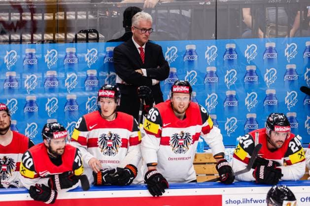Ice hockey, Eishockey - IIHF WC 2024 PRAGUE,CZECH REPUBLIC,14.MAY.24 - ICE HOCKEY - IIHF Ice Hockey World Championship, WM, Weltmeisterschaft 2024, group stage, Austria vs Canada. Image shows Benjamin Nissner, Benjamin Baumgartner, Mario Huber, head coach Roger Bader and Steven Strong (AUT). GEPAxpictures xDanielxGoetzhaber