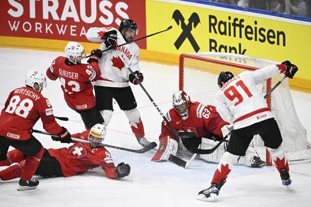 L-R Christoph Bertschy (SUI), Roman Josi (SUI), Andrea Glauser (SUI), Nick Paul (CAN), goalkeeper Leonardo Genoni (SUI) and John Tavares (CAN) in action during the 2024 IIHF World Championship, WM, Weltmeisterschaft semi-final match Canada vs Switzerland, in Prague, Czech Republic, on May 25, 2024. (CTKxPhoto MichalxKamaryt) CTKPhotoP2024052506796 CTKPhotoP2024052506796