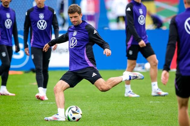 Thomas Mueller Germany , 13 on the ball, GER, DFB, Training, Football mens national team Germany, UEFA European Football Championship 2024, Herzogenaurach 11 06 2024 GER, DFB, Training, Football mens national team Germany, UEFA European Football Championship 2024, Herzogenaurach 11 06 2024 Herzogenaurach Copyright: xEibner-Pressefoto FlorianxWieganx EP_FWD