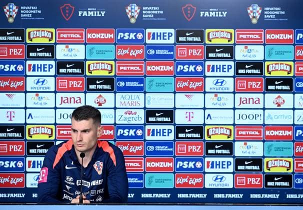 EURO 2024, Nationalteam Kroatien, Pressekonferenz Croatia EURO 2024 press conference, PK, Pressekonferenz Dominik Livkovic of Croatia speak during a Croatia national team, Nationalteam press conference at UEFA EURO, EM, Europameisterschaft,Fussball 2024 Croatia base camp in Neuruppin, Germany on June 11, 2024. MarkoxLukunic PIXSELL