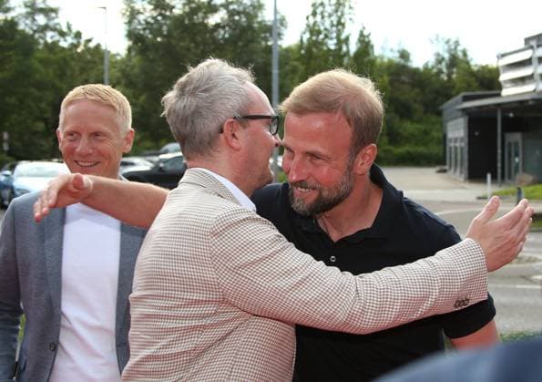 12 06 2024, Germany, Leonberg, Soccer Bundesliga, VfB in Team, Film premiere Traumpalast Leonberg, 6 pm red carpet, 7 30 talk, then film, f l Chairman of the Board Alexander Wehrle, VfB coach Sebastian Hoeneß