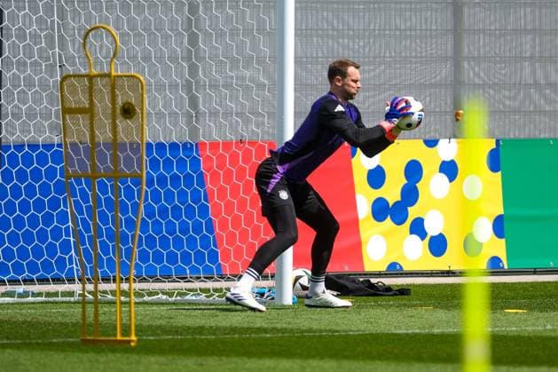 Manuel Neuer Germany , 01 on the ball, GER, Final training MD 1, Mens national team ahead of Germany vs Scotland, UEFA European Championship 2024, Football, Herzogenaurach, 13 06 2024 GER, Final training MD 1, Mens national team ahead of Germany vs Scotland, UEFA European Championship 2024, Football, Herzogenaurach, 13 06 2024 Herzogenaurach Copyright: xEibner-Pressefoto FlorianxWieganx EP_FWD