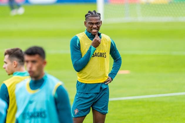 Rafael Leao Portugal Training EURO2024, Public Training, Public Training, Men, Football, 14 06 2024 Portugal Training EURO2024, Public Training, Public Training, Men, Football, 14 06 2024 Guetersloh Copyright: xEibner-Pressefoto BahhoxKarax EP_POR