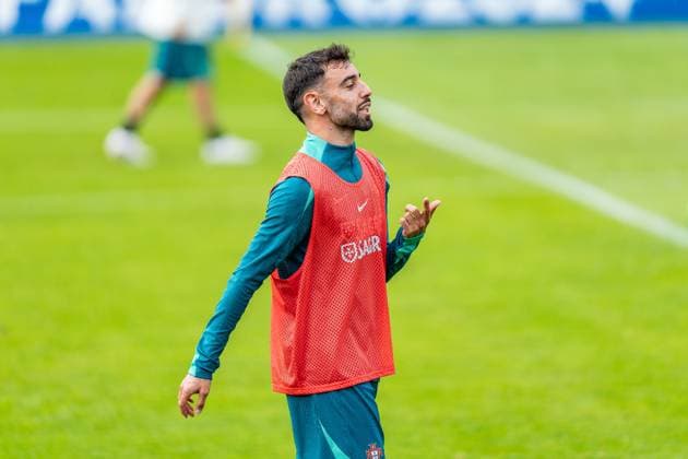 Bruno Fernandes Portugal Training EURO2024, Public Training, Public Training, Men, Football, 14 06 2024 Portugal Training EURO2024, Public Training, Public Training, Men, Football, 14 06 2024 Guetersloh Copyright: xEibner-Pressefoto BahhoxKarax EP_POR