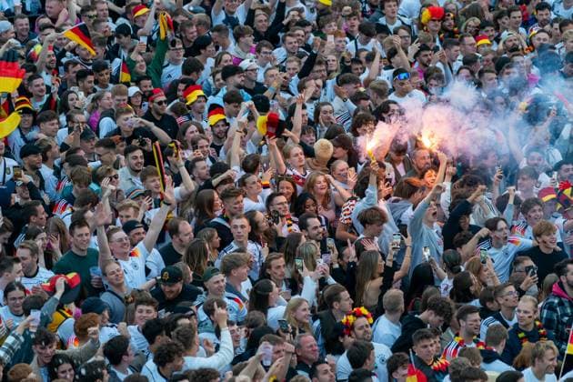 Fans cheer after the first goal, cheering, joy, goal GER, Germany vs Scotland, Public Viewing, Fanzone Hamburg, opening match, Fan Festival, UEFA EURO 2024, 14 06 2024 GER, Germany vs Scotland, Public Viewing, Fanzone Hamburg, opening match, Fan Festival, Hamburg UEFA EURO 2024, 14 06 2024 Hamburg Copyright: xEibner-Pressefoto MaximilianxVincenx EP_MVN