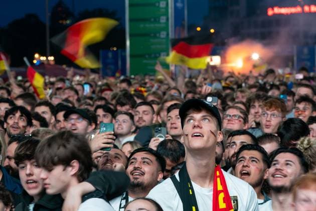 Cheering after the fourth goal, Fans, Cheering, Joy GER, Germany vs Scotland, Public Viewing, Fanzone Hamburg, Opening match, Fan Festival, UEFA EURO 2024, 14 06 2024 GER, Germany vs Scotland, Public Viewing, Fanzone Hamburg, Opening match, Fan Festival, Hamburg UEFA EURO 2024, 14 06 2024 Hamburg Copyright: xEibner-Pressefoto MaximilianxVincenx EP_MVN