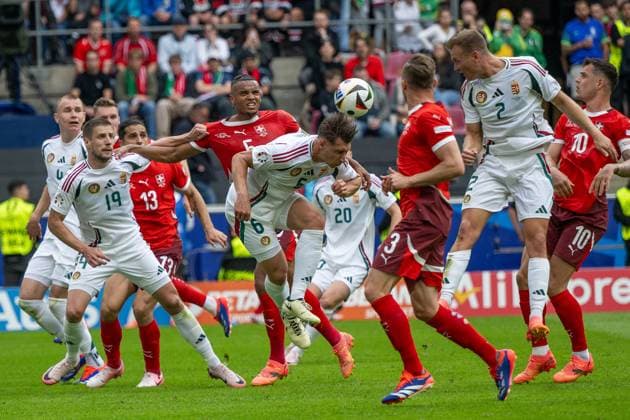 GER, EURO 2024, Group A, Hungary HUN vs Switzerland SUI 15 06 2024, Cologne Stadium, Cologne, GER, EURO 2024, Group A, Hungary HUN vs Switzerland SUI In the picture Willi Orban Hungary HUN, 06 header header duel dynamic, action, action, game scene in duel, duel, dynamic, action, action, game scene in front of Manuel Akanji Switzerland SUI, 05 nordphotoxGmbHxx xDenkinger nph00015