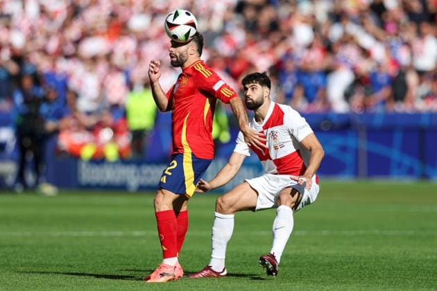 Daniel Carvajal of Spain battles with Josko Gvardiol of Croatia Spain v Croatia, UEFA European Championship, EM, Europameisterschaft 2024, Group B, Football, Olympiastadion, Berlin, Germany, 15 Jun 2024 EDITORIAL USE ONLY No use with unauthorised audio, video, data, fixture lists, club league logos or live services. Online in-match use limited to 120 images, no video emulation. No use in betting, games or single club league player publications. Copyright: xMattxWest Shutterstockx 14539284t