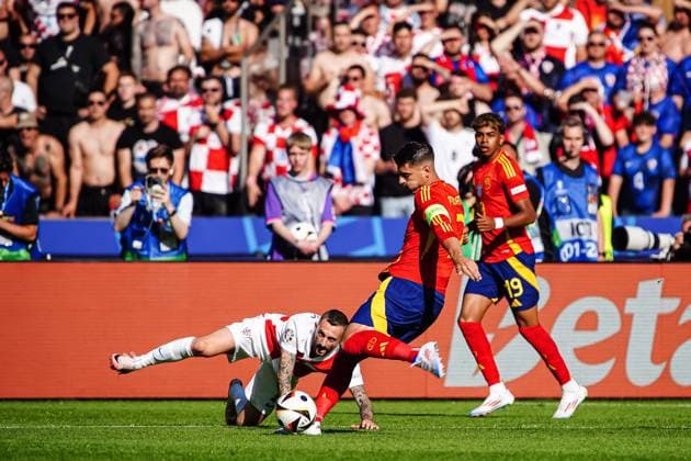 Goal kick Goal chance Alvaro Morata Spain, 07 GER, Spain vs Croatia, European Football Championship, UEFA Euro 2024, Group B, Matchday 1, 15 06 2024 GER, Spain vs Croatia, European Football Championship, UEFA Euro 2024, Group B, Matchday 1, 15 06 2024 Berlin Copyright: xEibner-Pressefoto MarcelxvonxFehrnx EP_MFN