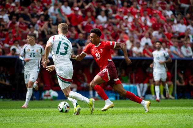 Dan Ndoye Switzerland, 19 in duel with Andras Schaefer Hungary, 13 , GER, Hungary HUN vs Switzerland SUI , European Football Championship, UEFA EURO 2024, Group A, Matchday 1, 15 06 2024 GER, Hungary HUN vs Switzerland SUI , European Football Championship, UEFA EURO 2024, Group A, Matchday 1, 15 06 2024 Cologne Copyright: xEibner-Pressefoto Memmlerx EP_MMR
