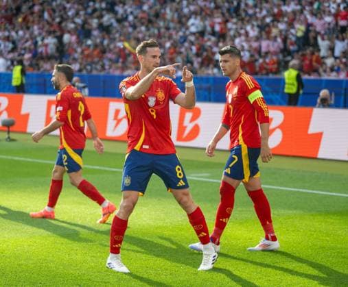 Football, Men, Season 2023 24, UEFA Euro 20204, Group B 1 Matchday in Berlin, Spain Croatia, f l Daniel Carvajal Spain , Fabian, Spain , Alvaro Morata Spain , cheering after scoring 2 0, 15 06 2024, Copyright: xMatthiasxKochx