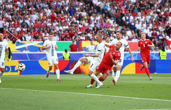Christian Eriksen of Denmark scores to make it 0-1 Slovenia v Denmark, UEFA European Championship, EM, Europameisterschaft 2024, Group C, Football, Stuttgart Arena, Stuttgart, Germany, 16 Jun 2024 EDITORIAL USE ONLY No use with unauthorised audio, video, data, fixture lists, club league logos or live services. Online in-match use limited to 120 images, no video emulation. No use in betting, games or single club league player publications. Copyright: xMichaelxZemanek Shutterstockx 14539399bq