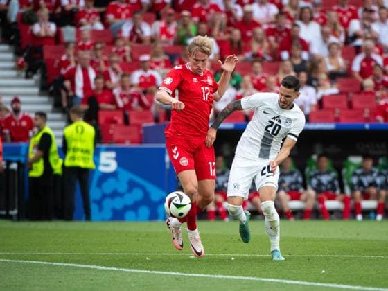 Victor Bernth Flesner Kristiansen Denmark, 17 in duel with Petar Stojanovic Slovenia, 20 , GER, Slovenia SVN vs Denmark DEN , European Football Championship, UEFA EURO 2024, Group C, Matchday 1, 16 06 2024 GER, Slovenia SVN vs Denmark DEN , European Football Championship, UEFA EURO 2024, Group C, Matchday 1, 16 06 2024 Stuttgart Copyright: xEibner-Pressefoto Memmlerx EP_MMR