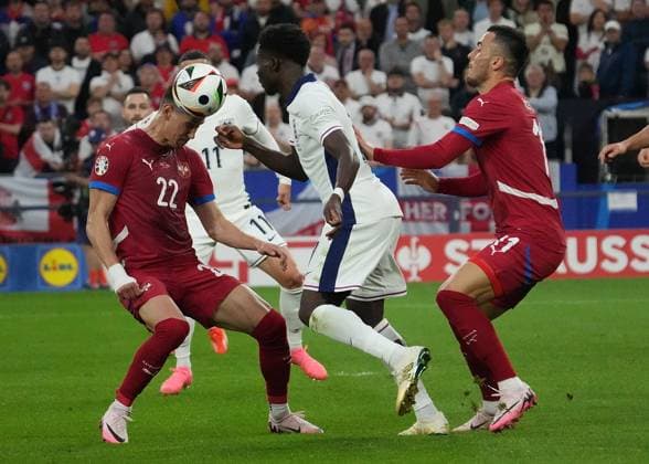 GER, EM UEFA 2024, Group C, Serbia vs England 16 06 2024, Veltins Arena, Gelsenkirchen, GER, EM UEFA 2024, Group C, Serbia vs England, in the picture Saöa Lukic Serbia , Bukayo Saka England , Filip Kostic Serbia nordphotoxGmbHx xBratic nph00250
