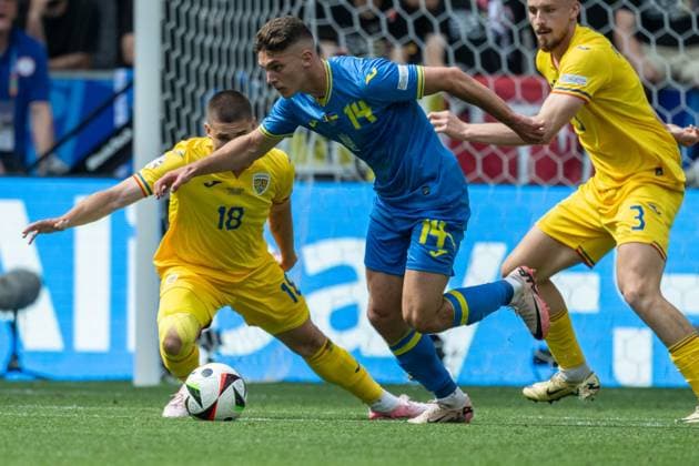 Razvan Gabriel Marin Romania, 18 , Georgiy Sudakov Ukraine, 14 , GER, Romania vs Ukraine, European Football Championship, UEFA EURO 2024, Group E, Matchday 1, 17 06 2024, GER, Romania vs Ukraine, European Football Championship, UEFA EURO 2024, Group E, Matchday 1, 17 06 2024 Munich Copyright: xEibner-Pressefoto SaschaxWaltherx EP_SWA