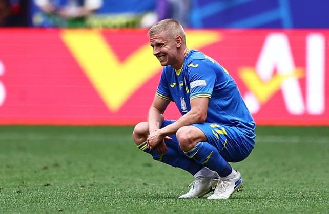 Oleksandr Zinchenko of Ukraine reacts after the match Romania v Ukraine, UEFA European Championship, EM, Europameisterschaft 2024, Group E, Football, Munich Football Arena, Munich, Germany, 17 Jun 2024 EDITORIAL USE ONLY No use with unauthorised audio, video, data, fixture lists, club league logos or live services. Online in-match use limited to 120 images, no video emulation. No use in betting, games or single club league player publications. Copyright: xMichaelxZemanek Shutterstockx 14539636df
