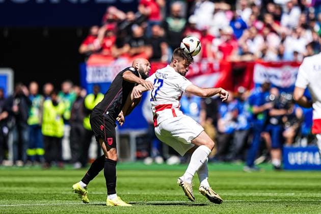 Arlind Ajeti Albania, 05 , Bruno Petkovic Croatia, 17 GER, Croatia vs Albania, European Football Championship, UEFA Euro 2024, Matchday 2, 19 06 2024 GER, Croatia vs Albania, European Football Championship, UEFA Euro 2024, Matchday 2, 19 06 2024 Hamburg Copyright: xEibner-Pressefoto MarcelxvonxFehrnx EP_MFN