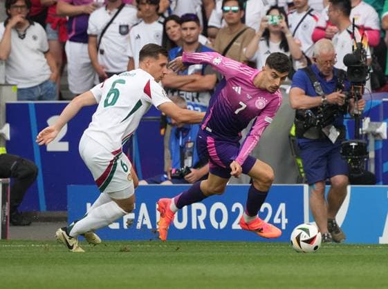 GER, EM UEFA 2024, Group A, Germany vs Hungary 19 06 2024, Stuttgart Arena, Stuttgart, GER, EM UEFA 2024, Group A, Germany vs Hungary, in the picture Kai Havertz Germany , Willi Orban Hungary nordphotoxGmbHx xBratic nph00250