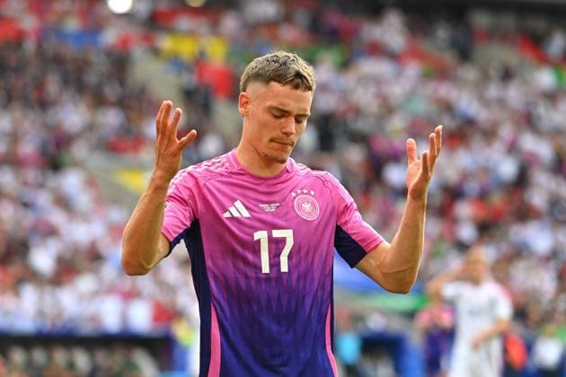 Florian Wirtz GER , disappointment, frustration, disappointed, frustrated, dejected, action, single image, cropped single motif, half figure, half figure group phase group A Germany GER Hungary HUN 2 0 on 19 06 2024, Stuttgart Arena Football UEFA EURO 2024 GERMANY from 14 06 2024 14 07 2024 Â