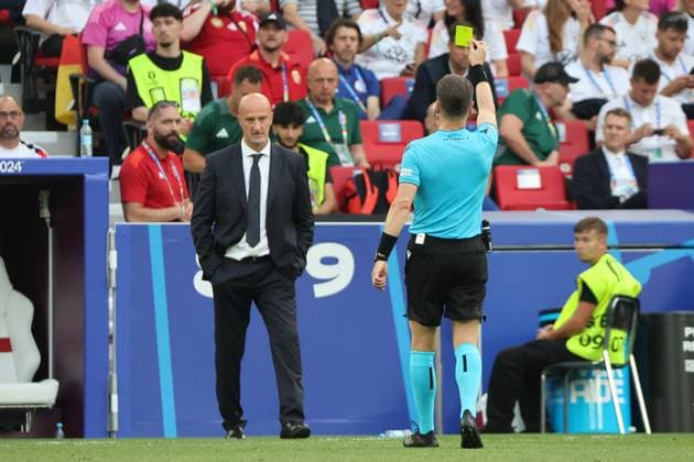 Yellow card to coach Marco Rossi Hungary , preliminary round match M14, GER HUN, Group A, European Football Championship, Germany vs Hungary, European Football Championship, Germany vs Hungary, Stuttgart, 19 06 2024,