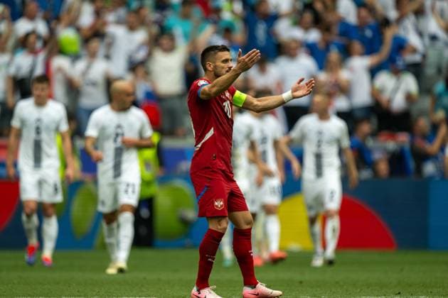 Dusan Tadic Serbia, 10 is disappointed, unhappy after goal for 1 0 by Zan Karnicnik Slovenia, 02 , GER, Slovenia SVN vs Serbia SRB , European Football Championship, UEFA EURO 2024, Group E, Matchday 2, 20 06 2024, GER, Slovenia SVN vs Serbia SRB , European Football Championship, UEFA EURO 2024, Group E, Matchday 2, 20 06 2024 Munich Copyright: xEibner-Pressefoto SaschaxWaltherx EP_SWA