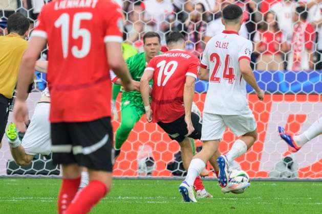 GER, Berlin, Football, Poland vs Austria, Group D, Group stage, UEFA EURO 2024, MD3, SP, Olympia Stadion Berlin, v l Wojciech Szczesny Poland , Christoph Baumgartner Austria , Goal to 1 2, 21 06 2024, GER, Berlin, Football, Poland vs Austria, Group D, Group stage, UEFA EURO 2024, MD3, SP, Olympia Stadion Berlin, Goal to 1 2, Goal scorer Christoph Baumgartner Austria , 21 06 2024, Copyright: HMBxMedia UwexKoch