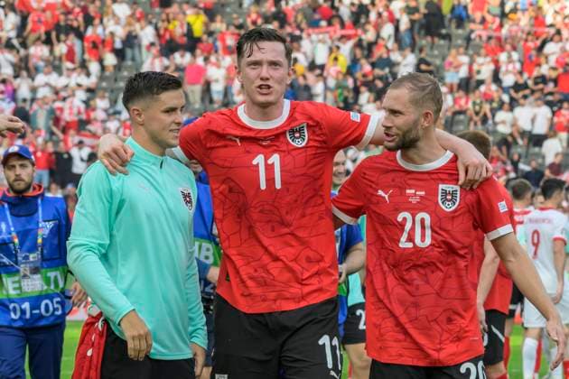 GER, Berlin, Football, Poland vs Austria, Group D, Group stage, UEFA EURO 2024, MD3, SP, Olympia Stadion Berlin, f l Christoph Baumgartner Austria , Michael Gregoritsch Austria , Konrad Laimer Austria , joy, jubilation, victory, final score 1 3, celebrating their victory, 21 06 2024, Copyright: HMBxMedia UwexKoch