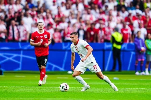 Przemyslaw Frankowski Poland, 19 GER, Poland vs Austria, European Football Championship, UEFA Euro 2024, Matchday 2, 21 06 2024 GER, Poland vs Austria, European Football Championship, UEFA Euro 2024, Matchday 2, 21 06 2024 Berlin Copyright: xEibner-Pressefoto MarcelxvonxFehrnx EP_MFN