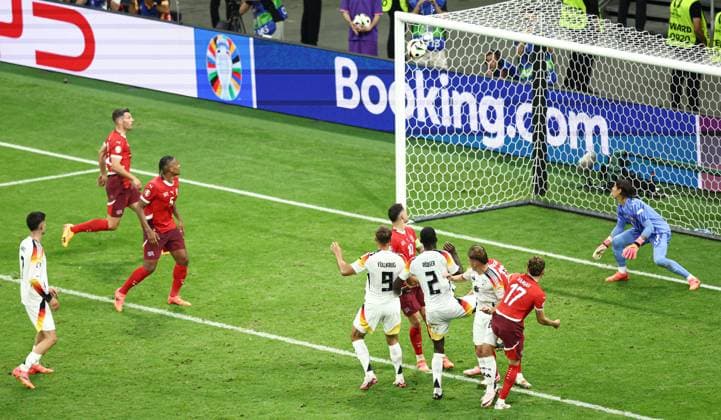 Niclas Füllkrug of Germany scores to make it 1-1 Switzerland v Germany, UEFA European Championship, EM, Europameisterschaft 2024, Group A, Football, Frankfurt Arena, Frankfurt am Main, Germany, 23 Jun 2024 EDITORIAL USE ONLY No use with unauthorised audio, video, data, fixture lists, club league logos or live services. Online in-match use limited to 120 images, no video emulation. No use in betting, games or single club league player publications. Copyright: xMattxWest Shutterstockx 14548071da