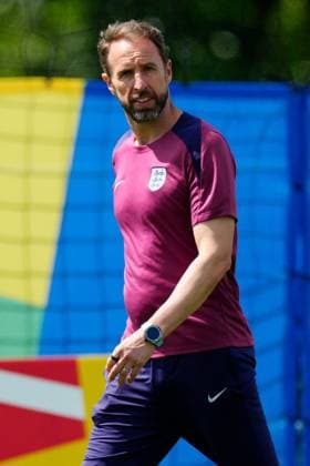 EURO 2024, Nationalteam England, Training England manager Gareth Southgate England Training, UEFA European Championship, EM, Europameisterschaft 2024, Group C, Football, Spa & Golf Resort Weimarer Land, Blankenhain, Germany, 24 Jun 2024 EDITORIAL USE ONLY No use with unauthorised audio, video, data, fixture lists, club league logos or live services. Online in-match use limited to 120 images, no video emulation. No use in betting, games or single club league player publications. Copyright: xDavexShopland Shutterstockx 14551034a