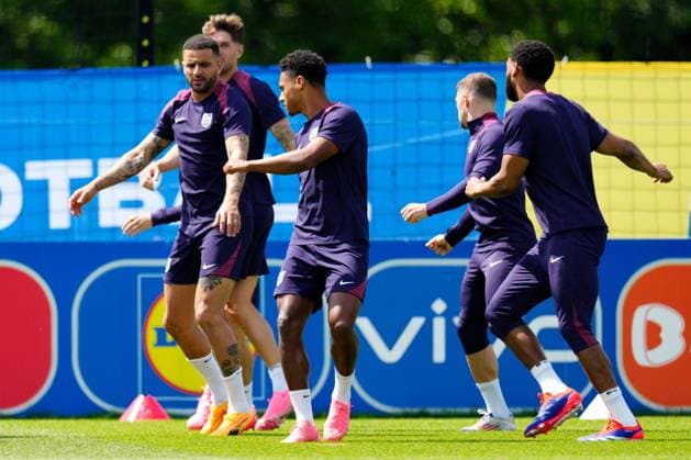 Kyle Walker of England and Ollie Watkins of England England Training, UEFA European Championship, EM, Europameisterschaft 2024, Group C, Football, Spa & Golf Resort Weimarer Land, Blankenhain, Germany, 24 Jun 2024 EDITORIAL USE ONLY No use with unauthorised audio, video, data, fixture lists, club league logos or live services. Online in-match use limited to 120 images, no video emulation. No use in betting, games or single club league player publications. Copyright: xDavexShopland Shutterstockx 14551034as