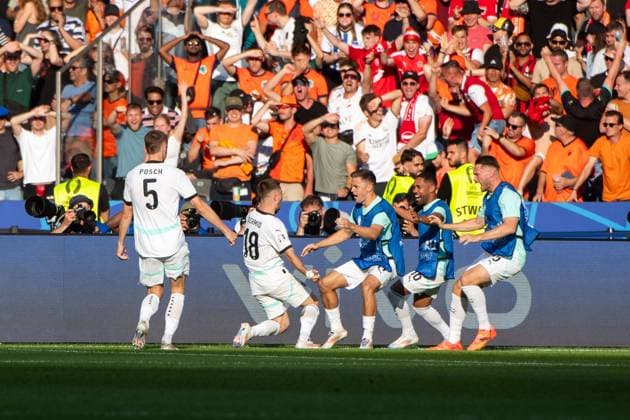 Romano Schmid Austria, 18 and team around Stefan Posch Austria, 05 , Christoph Baumgartner Austria, 19 celebrate the goal for 1 2, GER, Netherlands NED vs Austria AUT , European Football Championship, UEFA EURO 2024, Group D, Matchday 3, 25 06 2024 GER, Netherlands NED vs Austria AUT , European Football Championship, UEFA EURO 2024, Group D, Matchday 3, 25 06 2024 Berlin Copyright: xEibner-Pressefoto Memmlerx EP_MMR