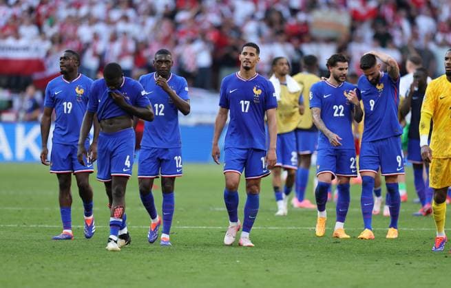 25 06 2024, European Football Championship, UEFA EURO 2024, France Poland, Group D, BVB Stadion Dortmund, v l , Youssouf Fofana France , Dayot Upamecano France , Randal Kolo Muani France , William Alain Andre Saliba France disappointed, disappointed looking, dissapointed, sad, frustrated, frustrated, frustrated Copyright: HMBxMedia