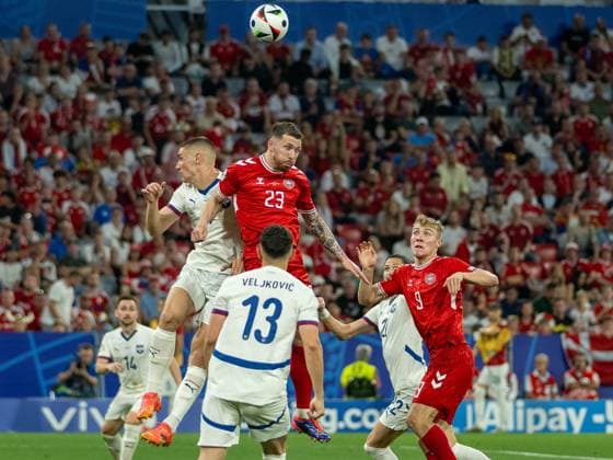 Morton Blom Due Hojbjerg Denmark 23 , Milos Veljkovic Serbia, 13 , GER, Denmark DEN vs Serbia SRB , European Football Championship, UEFA EURO 2024, Group E, Matchday 3, 25 06 2024, GER, Denmark DEN vs Serbia SRB , European Football Championship, UEFA EURO 2024, Group E, Matchday 3, 25 06 2024 Munich Copyright: xEibner-Pressefoto SaschaxWaltherx EP_SWA