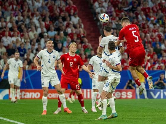 Milos Veljkovic Serbia, 13 , Srdan Mijailovic Serbia, 16 , Joakim Maehle Denmark 05 , GER, Denmark DEN vs Serbia SRB , European Football Championship, UEFA EURO 2024, Group E, Matchday 3, 25 06 2024, GER, Denmark DEN vs Serbia SRB , European Football Championship, UEFA EURO 2024, Group E, Matchday 3, 25 06 2024 Munich Copyright: xEibner-Pressefoto SaschaxWaltherx EP_SWA