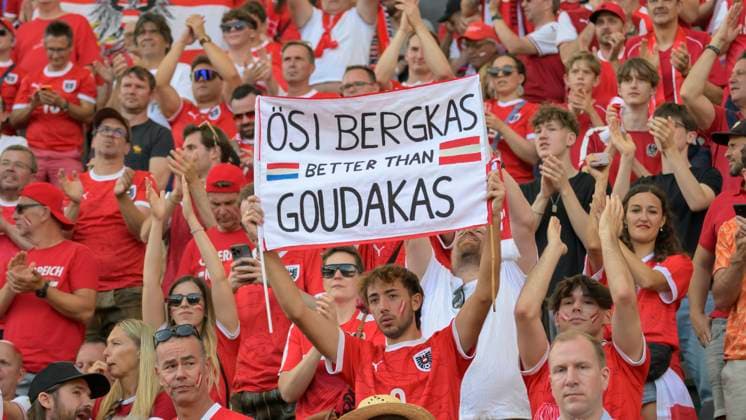 GER, Berlin, Football, Austria vs Netherlands, Group D, Group stage, UEFA EURO 2024, SP, Olympia Stadion Berlin, Austrian fans, 25 06 2024, Copyright: HMBxMedia UwexKoch