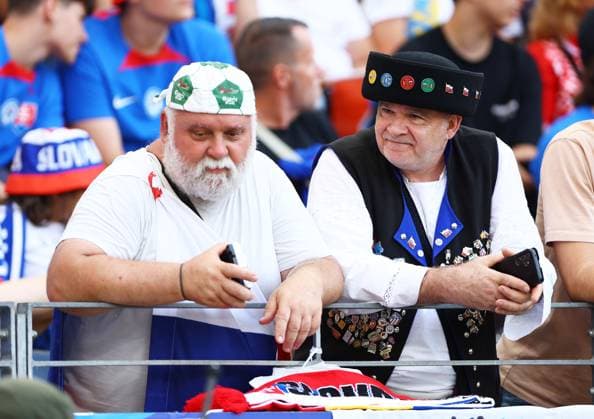 Slovakia fans ahead of the game Slovakia v Romania, UEFA European Championship, EM, Europameisterschaft 2024, Group E, Football, Frankfurt Arena, Frankfurt am Main, Germany - 26 Jun 2024 EDITORIAL USE ONLY No use with unauthorised audio, video, data, fixture lists, club league logos or live services. Online in-match use limited to 120 images, no video emulation. No use in betting, games or single club league player publications. Copyright: xKieranxMcManus Shutterstockx 14555603j
