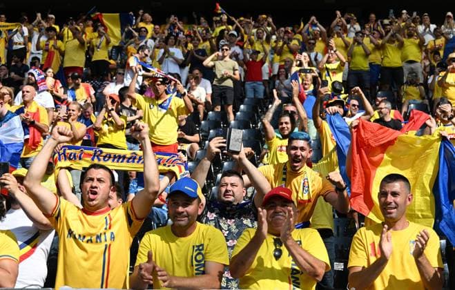 26 06 2024, xsltx, European Football Championship 2024, Slovakia Romania emspor, v l emotions, fans, atmosphere, flags, logo, Romania, spectators, jerseys UEFA REGULATIONS PROHIBIT ANY USE OF PHOTOGRAPHS as IMAGE SEQUENCES and or QUASI VIDEO Frankfurt