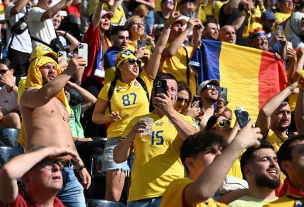 26 06 2024, xsltx, European Football Championship 2024, Slovakia Romania emspor, v l emotions, fans, atmosphere, flags, logo, Romania, spectators, jerseys UEFA REGULATIONS PROHIBIT ANY USE OF PHOTOGRAPHS as IMAGE SEQUENCES and or QUASI VIDEO Frankfurt