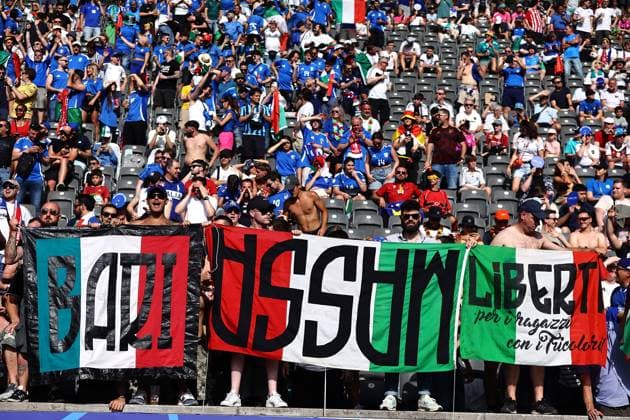 Italy Fans Enjoy the Atmosphere before the game Switzerland v Italy, UEFA European Championship, EM, Europameisterschaft 2024, Round of 16, Football, Olympiastadion, Berlin, Germany - 29 Jun 2024 EDITORIAL USE ONLY No use with unauthorised audio, video, data, fixture lists, club league logos or live services. Online in-match use limited to 120 images, no video emulation. No use in betting, games or single club league player publications. Copyright: xMichaelxZemanek Shutterstockx 14562039j