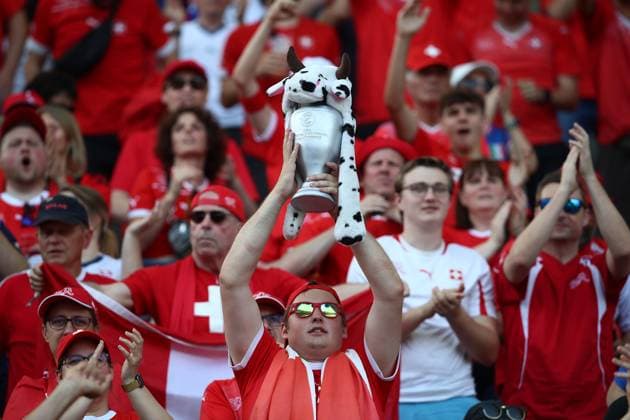 29 06 2024, xtgx, European Football Championship 2024 1 8 Final, Switzerland Italy emspor, v l emotions, fans, atmosphere, flags, logo, Switzerland, white red, spectators, jerseys DFL DFB REGULATIONS PROHIBIT ANY USE OF PHOTOGRAPHS as IMAGE SEQUENCES and or QUASI VIDEO Berlin