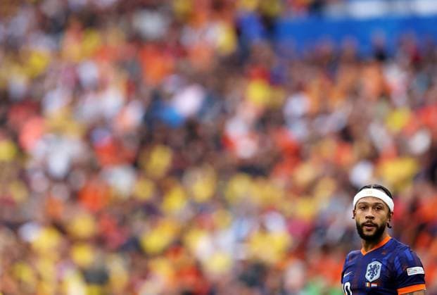 Memphis Depay of Netherlands looks on Romania v Netherlands, UEFA European Championship, EM, Europameisterschaft 2024, Round of 16, Football, Munich Football Arena, Munich, Germany - 02 Jul 2024 EDITORIAL USE ONLY No use with unauthorised audio, video, data, fixture lists, club league logos or live services. Online in-match use limited to 120 images, no video emulation. No use in betting, games or single club league player publications. Copyright: xPaulxCurrie Shutterstockx 14566647bn