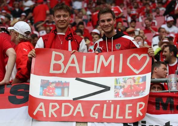 02 07 2024, xtgx, Football EM 2024 1 8 Final, Austria Turkey emspor, v l emotions, fans, atmosphere, flags, logo, Turkey, Turkey, spectators, jerseys DFL DFB REGULATIONS PROHIBIT ANY USE OF PHOTOGRAPHS as IMAGE SEQUENCES and or QUASI VIDEO Leipzig