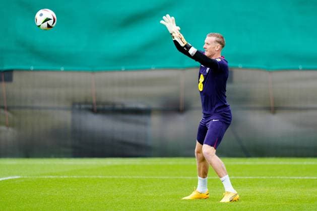 Jordan Pickford of England England Training & press conference, PK, Pressekonferenz UEFA European Championship, EM, Europameisterschaft 2024, Quarter Final, Football, Spa & Golf Resort Weimarer Land, Blankenhain, Germany, 03 Jul 2024 EDITORIAL USE ONLY No use with unauthorised audio, video, data, fixture lists, club league logos or live services. Online in-match use limited to 120 images, no video emulation. No use in betting, games or single club league player publications. Copyright: xDavexShopland Shutterstockx 14568226b