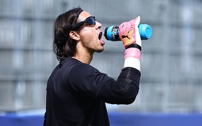 EURO 2024, Nationalteam Schweiz Training Yann Sommer of Switzerland Switzerland Training, UEFA European Championship, EM, Europameisterschaft 2024, Quarter Final, Football, Stadion auf der Waldau, Stuttgart, Germany, 05 Jul 2024 EDITORIAL USE ONLY No use with unauthorised audio, video, data, fixture lists, club league logos or live services. Online in-match use limited to 120 images, no video emulation. No use in betting, games or single club league player publications. Copyright: xMichaelxZemanek Shutterstockx 14571352b