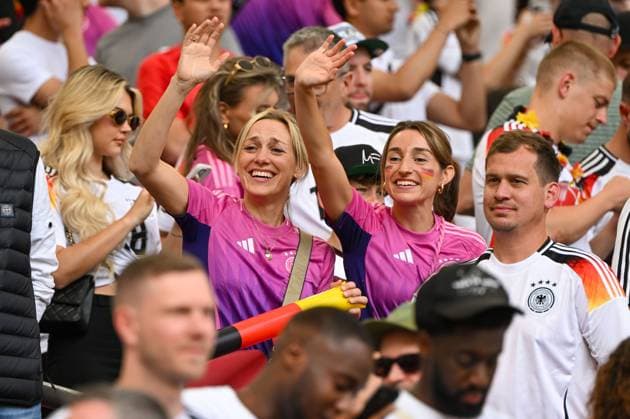 Soccer, Men, Season 2023 24, Euro EM 2024, Quarterfinals in Stuttgart, Spain Germany, Lea Prinz girlfriend of Maximilian Mittelstädt, left and Lena Wurzenberger girlfriend of Julian Nagelsmann , right , 05 07 2024, Copyright: xMatthiasxKochx