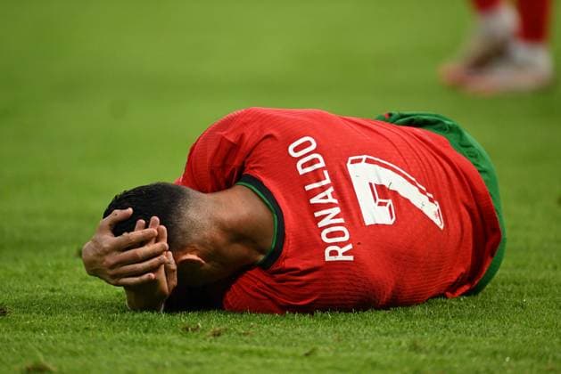 Cristiano Ronaldo (Al-Nassr) in action during the UEFA 2024 EUROÅS Quarter final match between Portugal and France, Volksparktadion, July 5th, 2024 ANTHONY_STANLEY Avalon PHOTOSHOT MAXPPP - ; Germany, Hamburg, Volksparktadion ; 05 07 2024 - Cristiano Ronaldo (Al-Nassr) in action during the UEFA 2024 EUROÅS Quarter final match between Portugal and France, Volksparktadion, July 5th, 2024, Credit:ANTHONY_STANLEY Avalon Germany, Hamburg, Volksparktadion Copyright: xPHOTOSHOT MAXPPPxANTHONY_STANLEYx xAvalonx 0887630255 0887630255